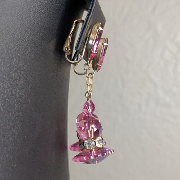Vintage Pink AB Faceted Crystal Rhinestone Gold Tone Dangle Ear Clips - Picture 4 of 7